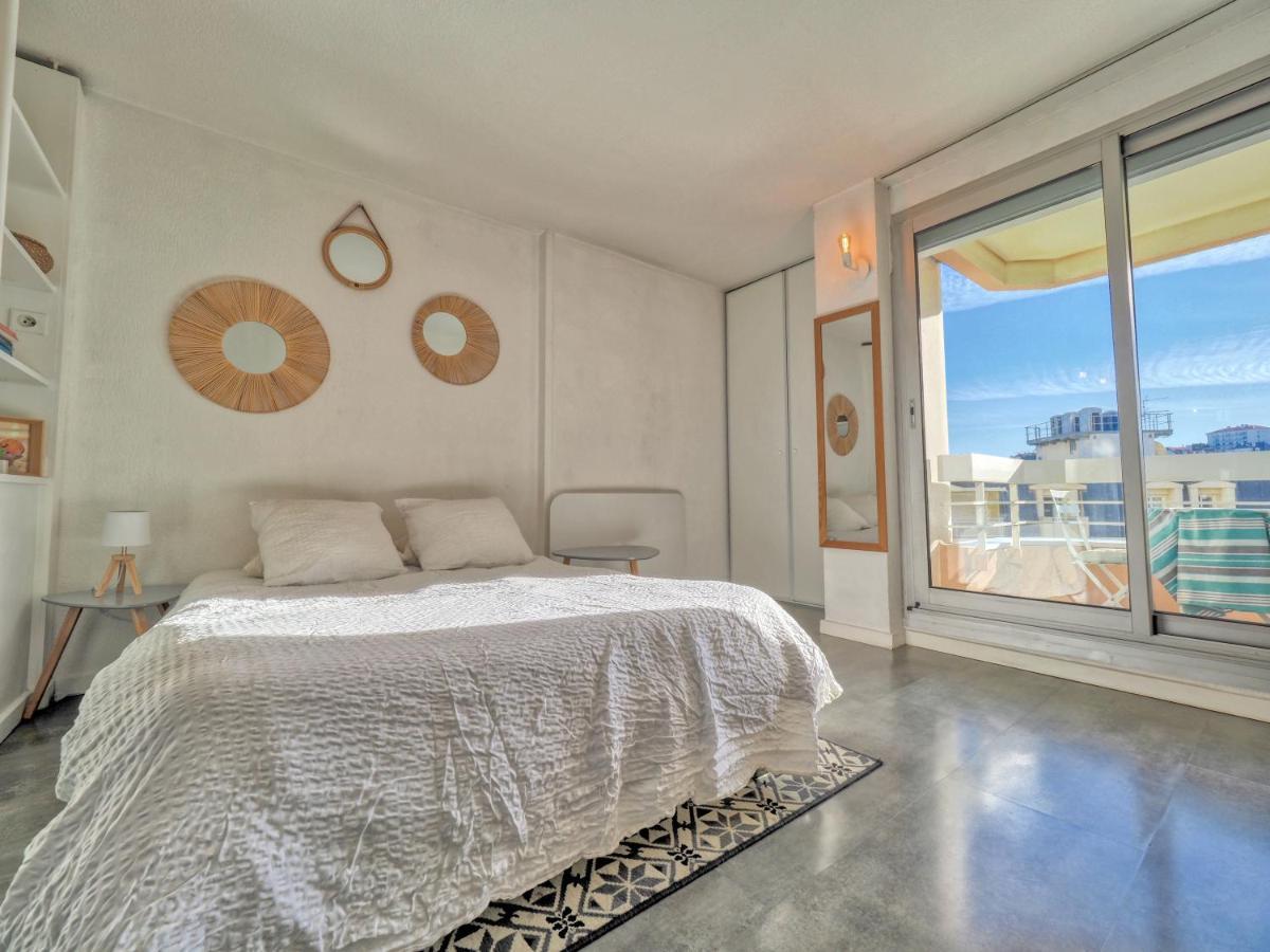 Appartement Bord De Mer Биариц Екстериор снимка